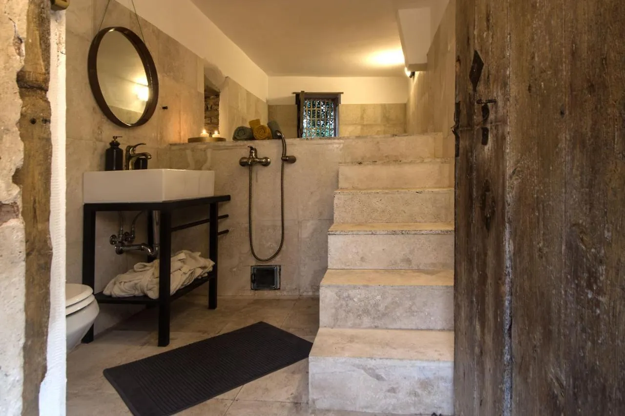 La Locanda D'Arte Santo Stefano di Camastra 0*, Messina Italia