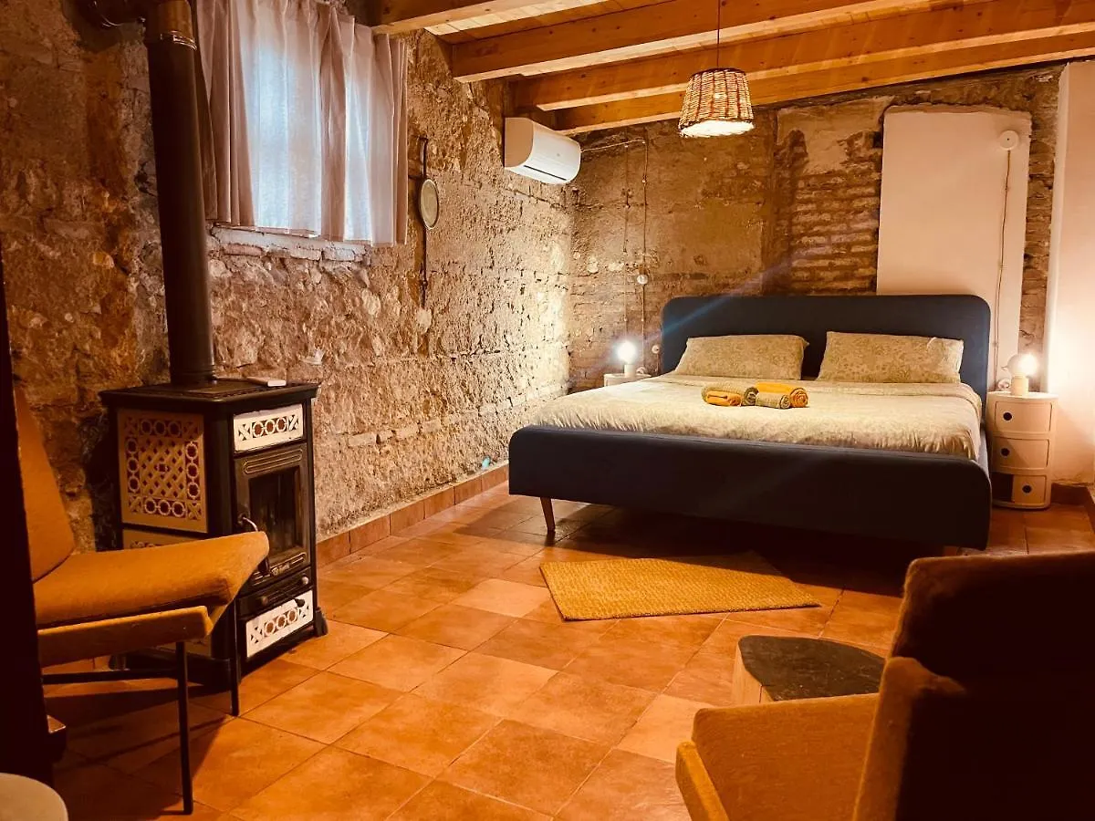 Bed & Breakfast La Locanda D'Arte Santo Stefano di Camastra