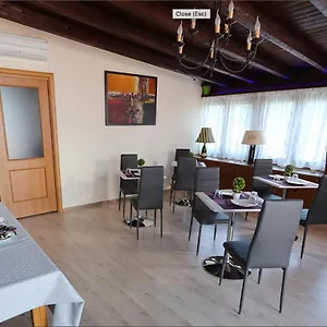  Bed and breakfast Policlinico Happy